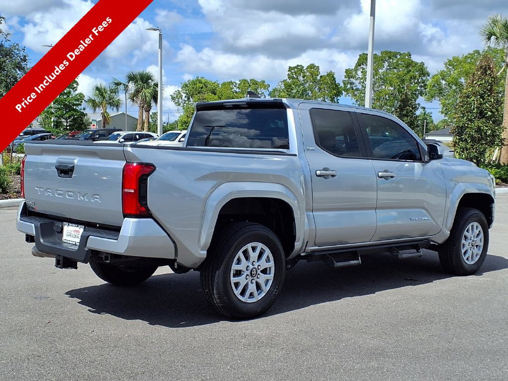 Used 2024 Toyota Tacoma SR5 AWD/4WD image 8