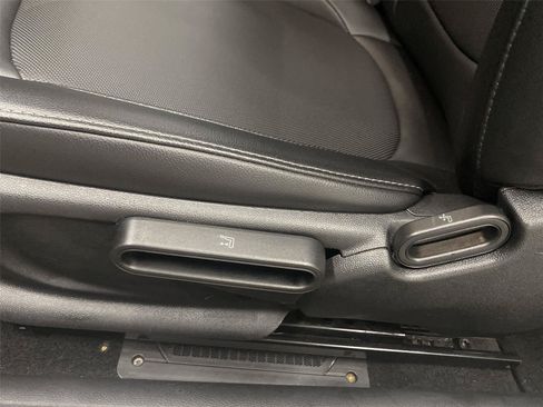 Used 2017 MINI Cooper 2-Door Hardtop FWD image 18
