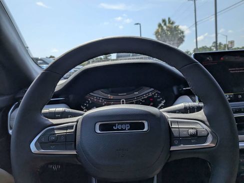 New 2026 Jeep Compass Limited AWD/4WD image 23