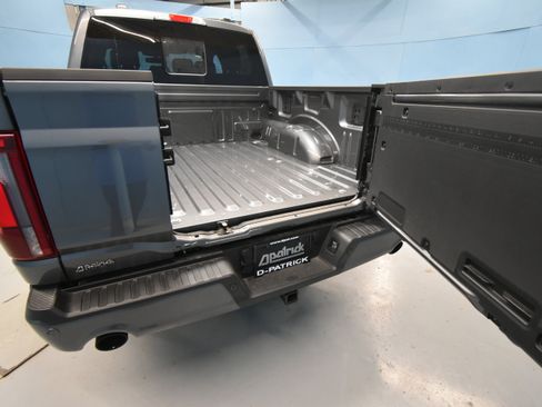 New 2025 Ford F150 Lariat w/ Equipment Group 502A High image 37