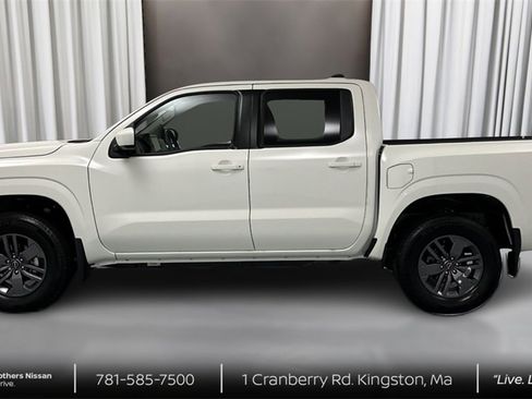 New 2025 Nissan Frontier SV image 8