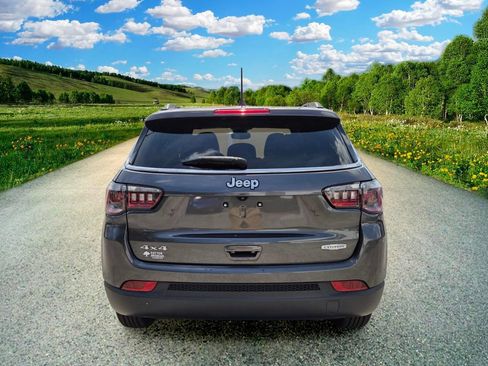 Certified 2023 Jeep Compass Latitude AWD/4WD image 5