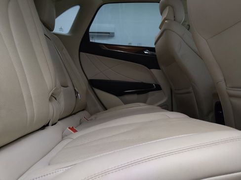 Used 2015 Lincoln MKC FWD w/ Equipment Group 102A Reserve image 19