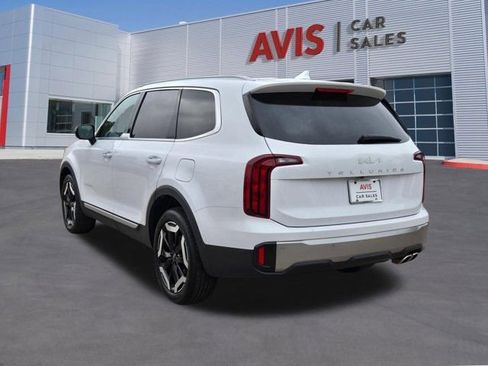Used 2025 Kia Telluride S image 10