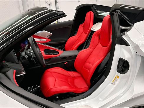 Used 2022 Chevrolet Corvette Stingray Preferred Conv w/ 2LT RWD image 23