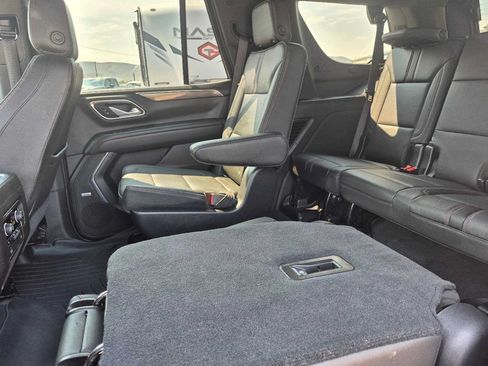 Used 2021 Chevrolet Tahoe RST w/ Luxury Package AWD/4WD image 37