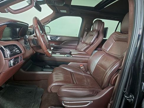 Used 2019 Lincoln Navigator L Black Label image 16