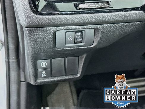 Used 2023 Honda Civic Sport image 11