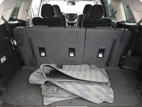 Certified 2024 Subaru Ascent Premium w/ Convenience Package image 18