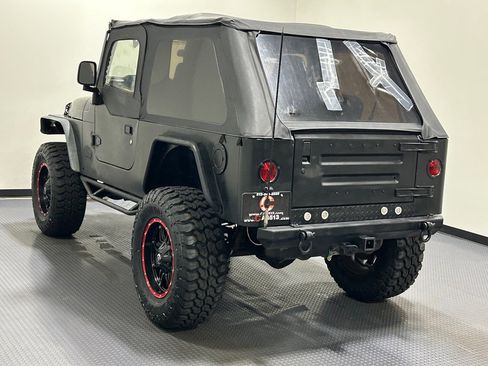 Used 2006 Jeep Wrangler Unlimited AWD/4WD image 5