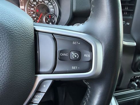 Used 2022 RAM 1500 Big Horn AWD/4WD image 16