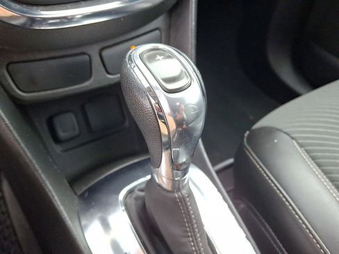 Used 2013 Buick Encore Convenience AWD/4WD image 18