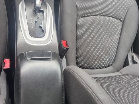 Used 2016 Dodge Journey SE w/ Flexible Seating Group image 15