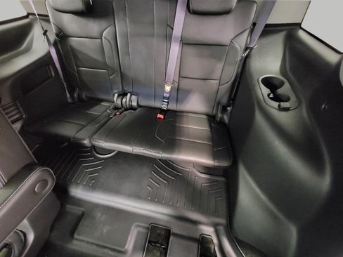 Used 2017 GMC Yukon Denali w/ Open Road Package image 28