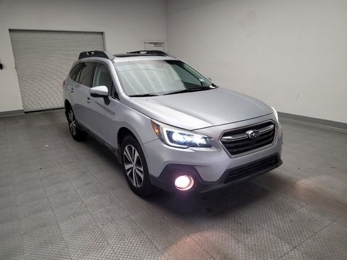 Used 2018 Subaru Outback 2.5i Limited AWD/4WD image 13