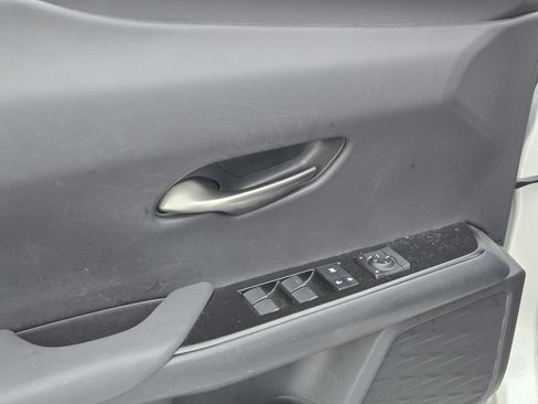 Used 2020 Lexus UX 200 w/ Accessory Package 2 FWD image 9