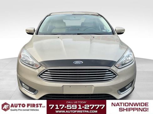 Used 2018 Ford Focus Titanium FWD image 2