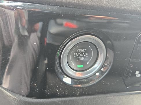 Certified 2024 GMC Sierra 1500 Elevation AWD/4WD image 9