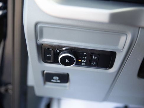 Used 2023 Ford F150 XLT image 17