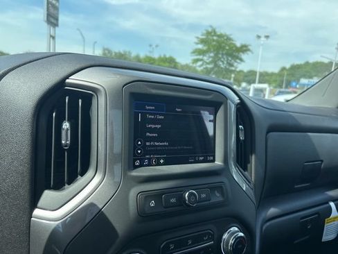 New 2025 GMC Sierra 2500 Pro w/ 1SA Pro Safety Plus Package AWD/4WD image 19