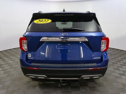 Used 2022 Ford Explorer XLT w/ Equipment Group 202A image 8