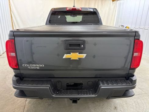 Used 2015 Chevrolet Colorado Z71 AWD/4WD image 7