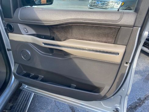 Used 2020 Ford Expedition Max Limited w/ Equipment Group 302A image 20