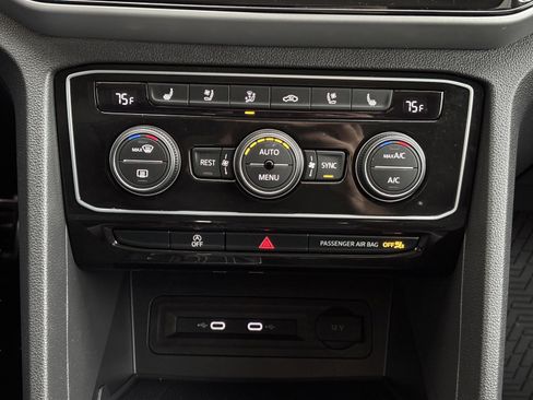 Used 2021 Volkswagen Atlas SEL Premium image 27