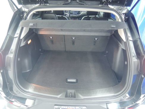 Used 2023 Buick Encore GX Preferred w/ Cold Weather Comfort Package FWD image 26