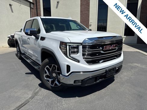 Used 2023 GMC Sierra 1500 SLT w/ SLT Premium Package AWD/4WD image 1