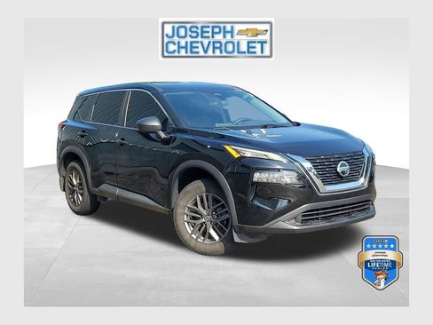 Used 2021 Nissan Rogue S FWD image 1