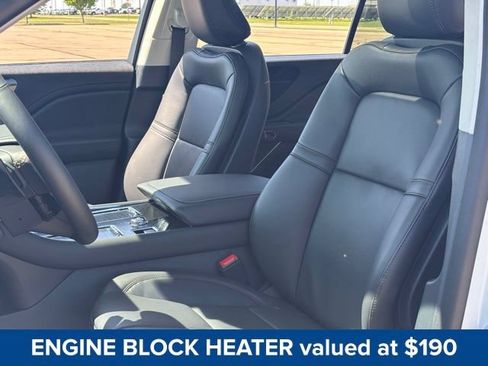 New 2026 Lincoln Aviator AWD image 7