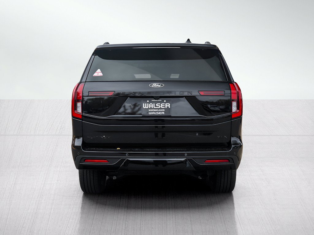 New 2026 Ford Expedition Max Platinum w/ Stealth Appearance Package AWD/4WD image 4