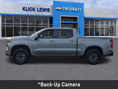 Used 2026 Chevrolet Silverado 1500 RST w/ Dark Appearance Package AWD/4WD image 4