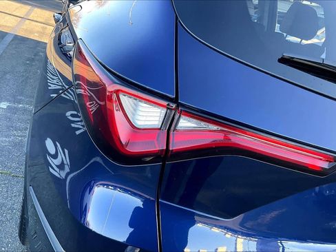 Used 2023 Acura MDX SH-AWD w/ Advance Package image 31
