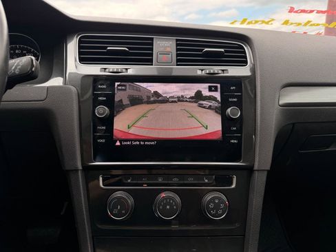 Used 2019 Volkswagen Golf SE FWD image 7