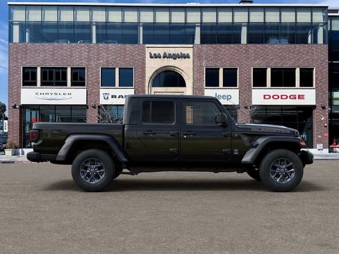 New 2026 Jeep Gladiator Sport AWD/4WD image 21