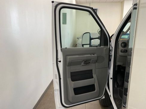 New 2024 Ford E-350 and Econoline 350 Super Duty w/ Power Windows & Locks Group RWD image 18