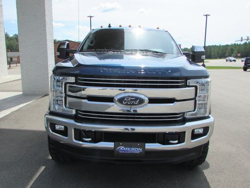 Used 2019 Ford F350 Lariat w/ Chrome Package image 7