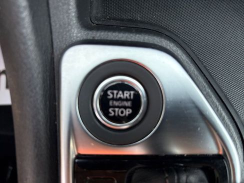 Used 2024 Nissan Sentra SV image 27