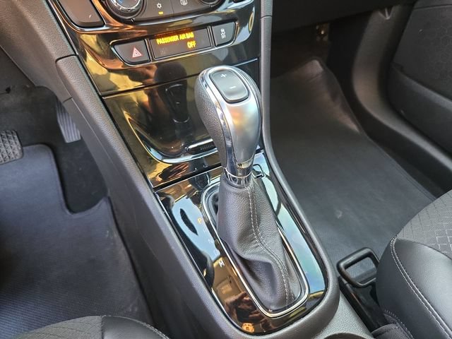 Used 2022 Buick Encore Preferred w/ Safety Package FWD image 15