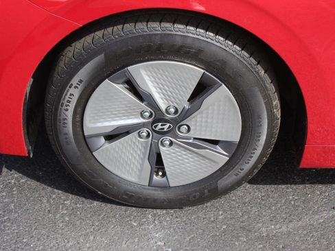 Used 2022 Hyundai Ioniq SE FWD image 10