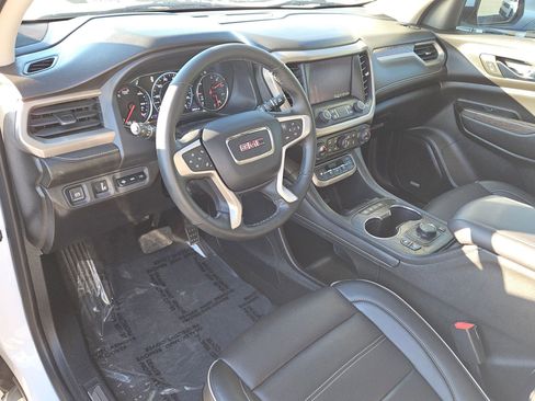 Used 2023 GMC Acadia Denali w/ Denali Ultimate Package image 10