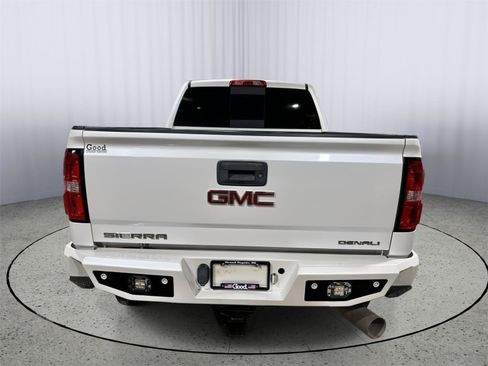Used 2019 GMC Sierra 2500 Denali w/ Duramax Plus Package image 16