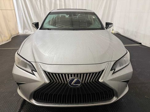 Used 2020 Lexus ES 300h image 3