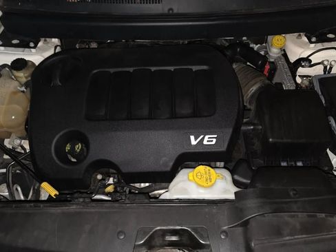 Used 2018 Dodge Journey GT image 17