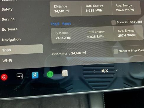 Used 2024 Tesla Model Y Long Range image 13