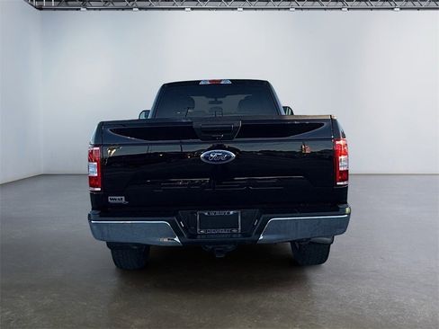 Used 2020 Ford F150 XLT w/ Heavy-Duty Payload Package image 4
