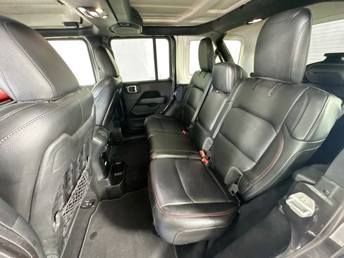 Used 2021 Jeep Wrangler Unlimited Rubicon AWD/4WD image 23