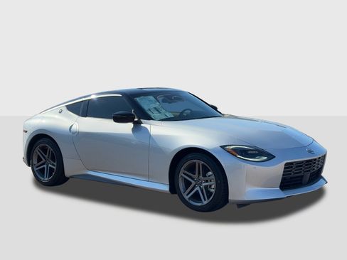 New 2025 Nissan Z Sport w/ Floor Mat Package image 9